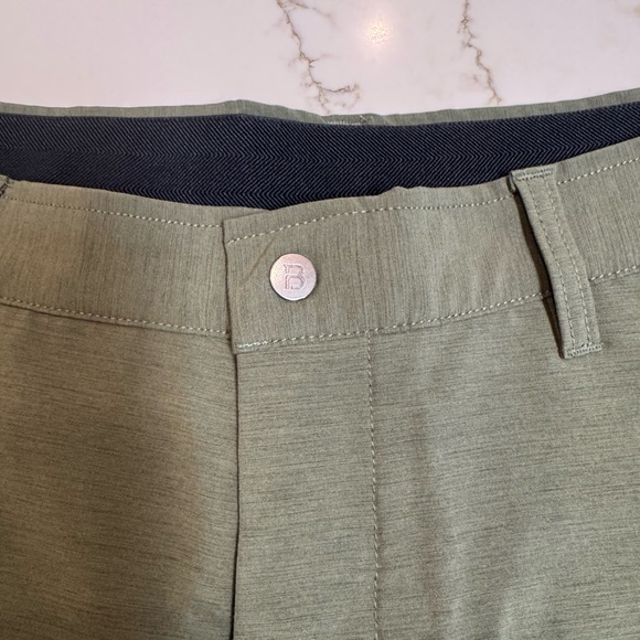 Men’s BYLT everyday Flat Front Shorts size large 8.5 inseam EUC - Picture 2 of 4